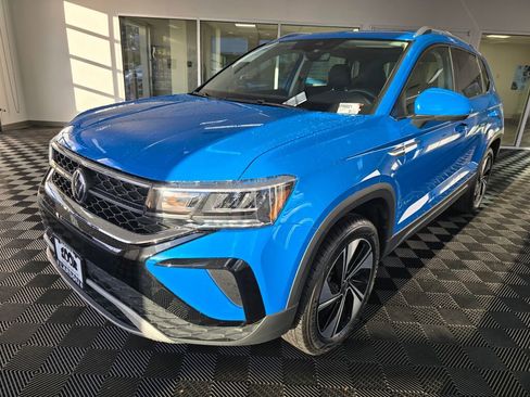 Used 2024 Volkswagen Taos SE image 8