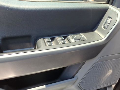 Used 2023 Ford F350 XLT w/ FX4 Off-Road Package AWD/4WD image 11