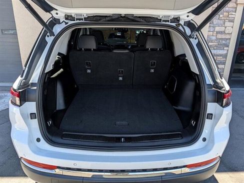 Used 2024 Jeep Grand Cherokee Limited 4xe image 30