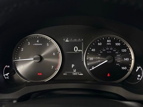 Used 2025 Lexus IS 300 w/ Premium Package image 26