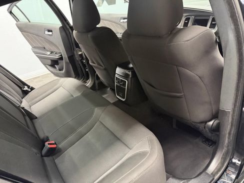 Used 2022 Dodge Charger SXT RWD image 46