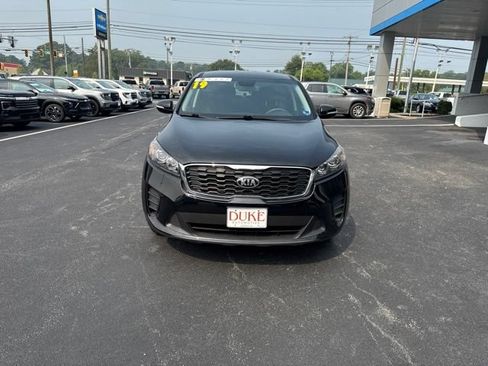 Used 2019 Kia Sorento L FWD image 13