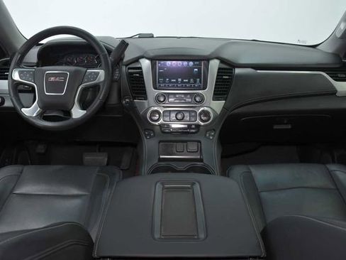 Used 2020 GMC Yukon XL SLT w/ Open Road Package RWD image 21