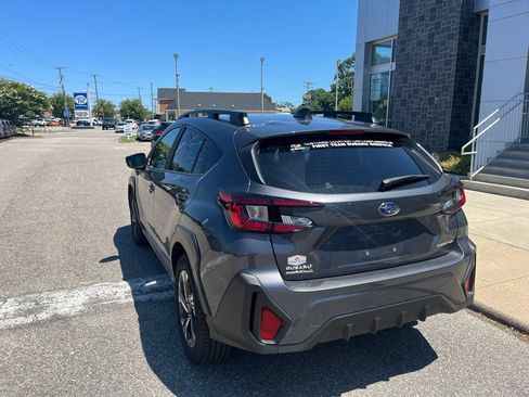 Used 2025 Subaru Crosstrek 2.5i Premium AWD/4WD image 6