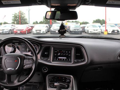 Used 2021 Dodge Challenger SXT RWD image 15