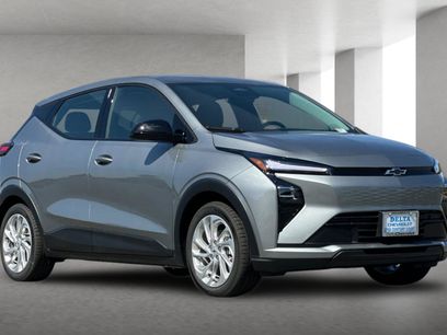New 2027 Chevrolet Bolt LT w/ Comfort Package