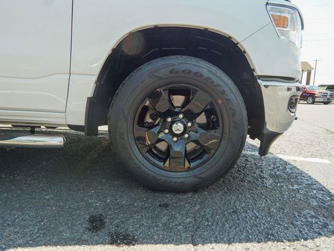 Used 2020 RAM 1500 Big Horn AWD/4WD image 10