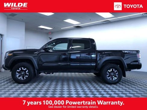 Certified 2022 Toyota Tacoma TRD Off-Road w/ TRD Premium Off Road Package AWD/4WD image 3