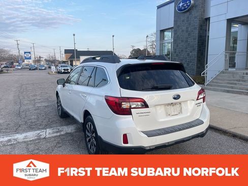 Used 2017 Subaru Outback 2.5i Limited image 6