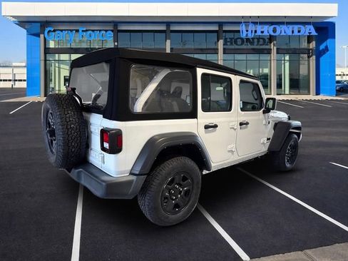 Used 2024 Jeep Wrangler Unlimited Sport AWD/4WD image 2