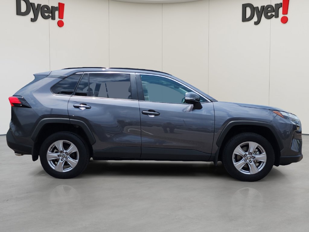 Used 2025 Toyota RAV4 XLE w/ Convenience Package FWD image 2