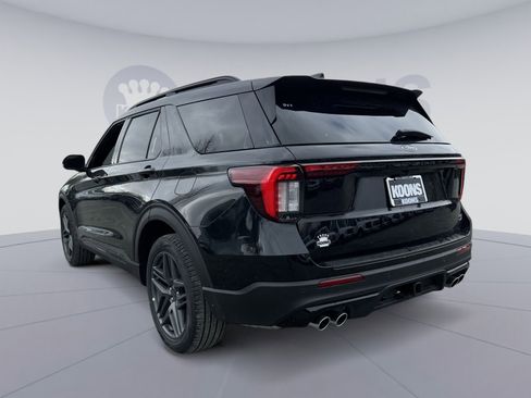 New 2026 Ford Explorer ST w/ Sun And Sound Package image 4