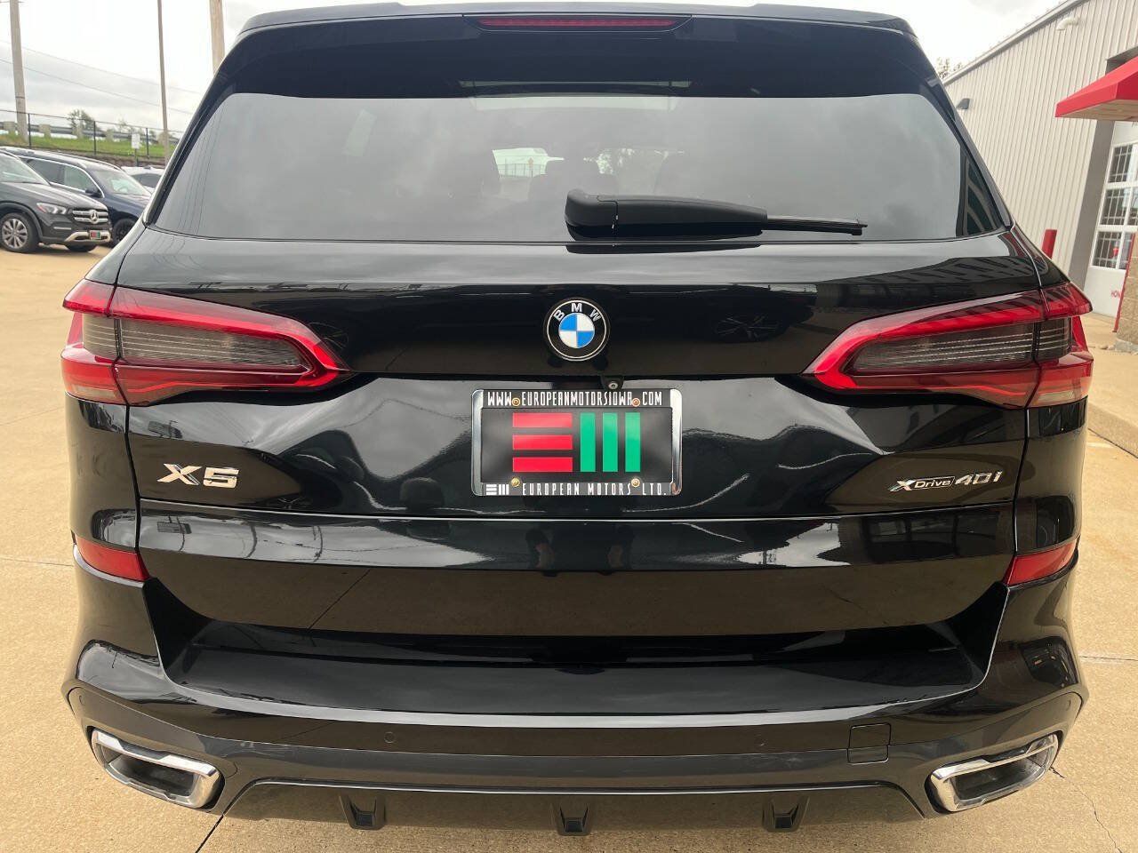 Used 2019 BMW X5 xDrive40i w/ M Sport Package AWD/4WD image 4