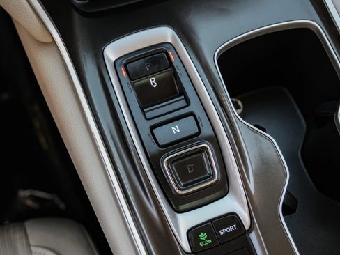 Used 2018 Honda Accord EX image 30