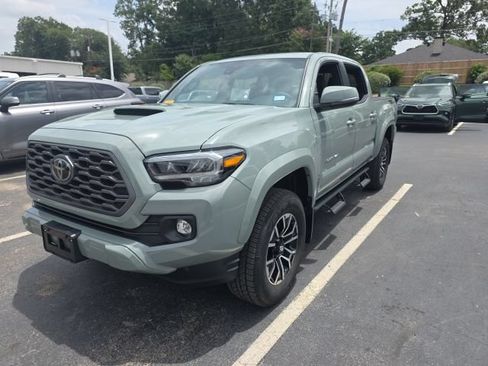 Used 2023 Toyota Tacoma TRD Sport w/ Technology Package RWD image 1
