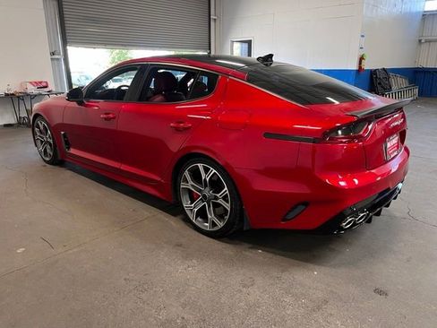 Used 2018 Kia Stinger GT1 RWD image 5