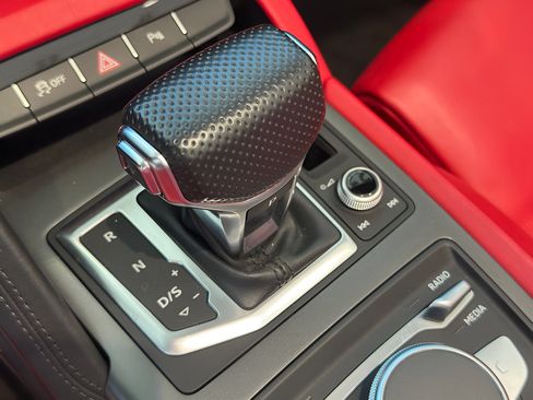 Used 2022 Audi R8 V10 RWD image 22