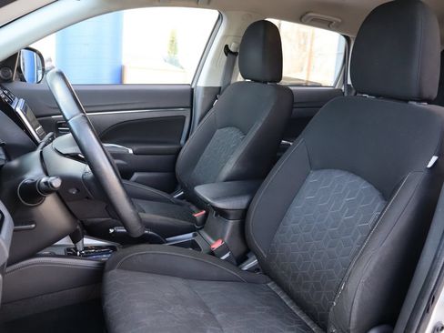 Used 2021 Mitsubishi Outlander Sport SE AWD/4WD image 11