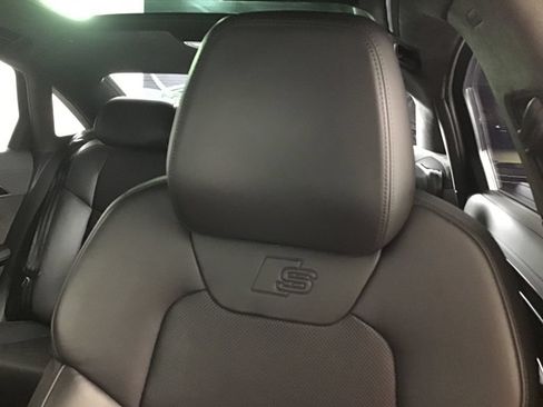 Used 2020 Audi S8 L w/ Full Leather Package AWD/4WD image 33