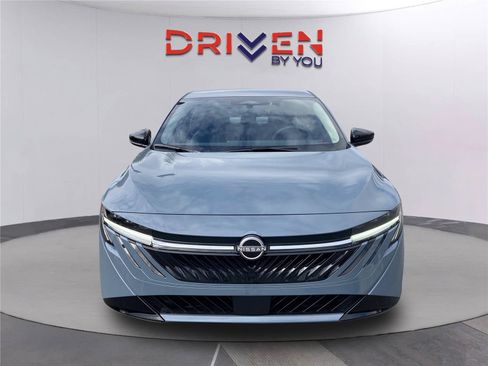 New 2026 Nissan Sentra SV w/ SV Convenience Package FWD image 9