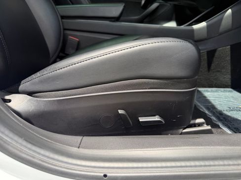 Used 2020 Tesla Model 3 Standard Range Plus RWD image 35