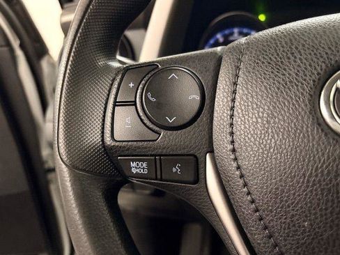 Used 2017 Toyota RAV4 LE image 12