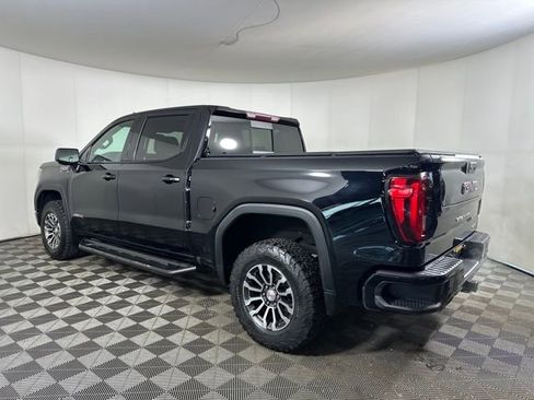 Used 2020 GMC Sierra 1500 AT4 w/ AT4 Premium Package image 5