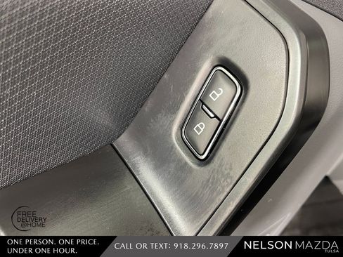 Used 2022 Ford F150 Lightning Pro image 22