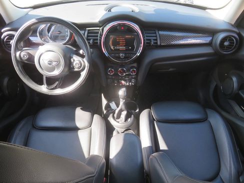 Used 2018 MINI Cooper S FWD image 12