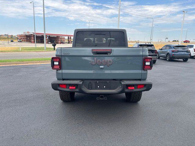 Used 2026 Jeep Gladiator Rubicon AWD/4WD image 6