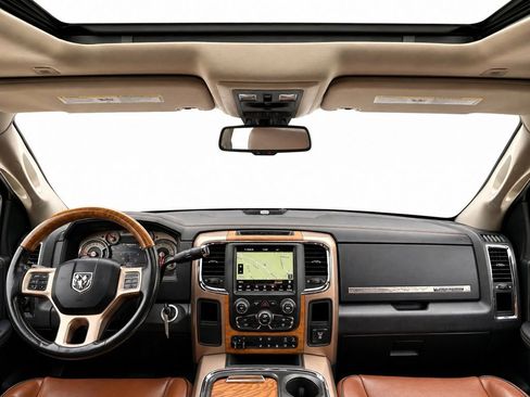 Used 2018 RAM 2500 Longhorn RWD image 27