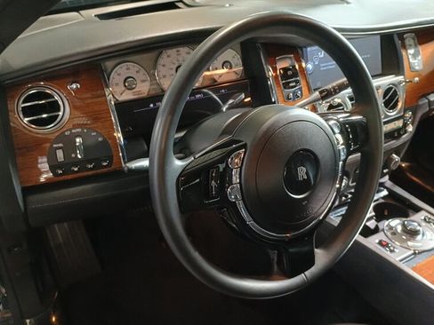 Used 2010 Rolls-Royce Ghost RWD image 19