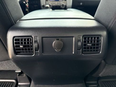 Used 2019 Toyota Tundra Limited w/ Limited Premium Package image 17