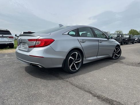 Used 2019 Honda Accord Sport image 10