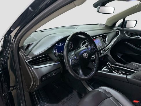Used 2020 Buick Enclave Avenir w/ Avenir Technology Package FWD image 9