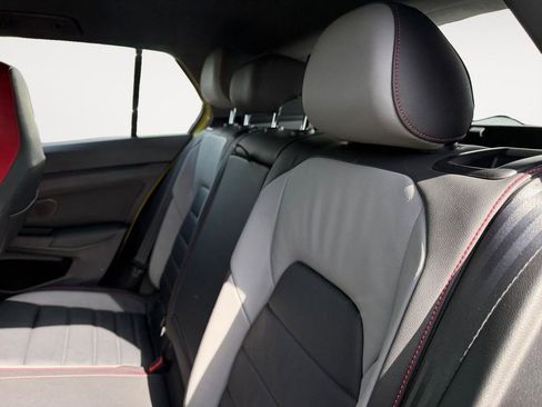 Used 2022 Volkswagen GTI Autobahn image 29