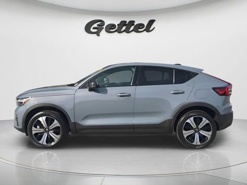 Used 2023 Volvo C40 Recharge Core image 16