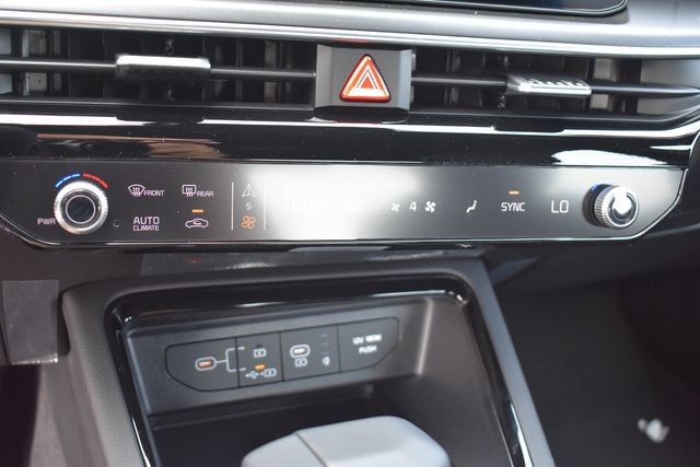 New 2026 Kia K5 GT-Line FWD image 29