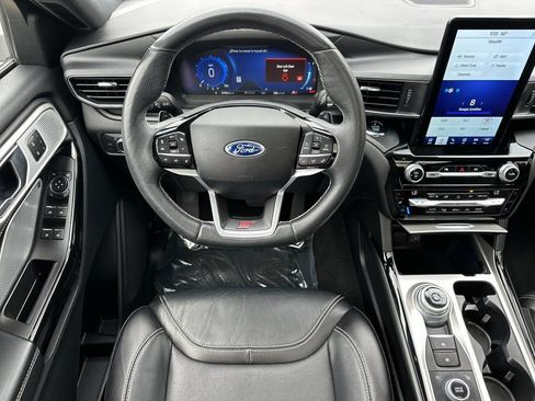 Used 2021 Ford Explorer ST w/ Equipment Group 401A AWD/4WD image 19