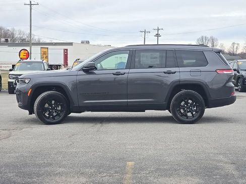 New 2026 Jeep Grand Cherokee L 4WD image 4