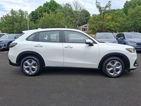 Certified 2024 Honda HR-V LX image 7
