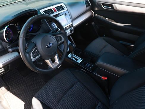 Used 2015 Subaru Outback 2.5i Premium image 4