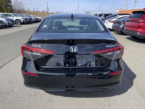 Used 2024 Honda Civic Touring image 21