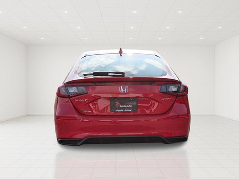 Used 2023 Honda Civic Sport image 5