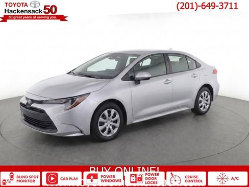 Used 2025 Toyota Corolla LE FWD image 1