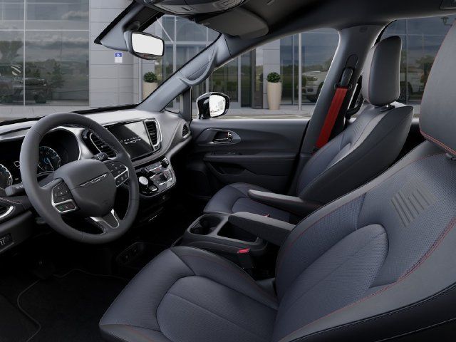 New 2027 Chrysler Pacifica Select AWD/4WD image 22