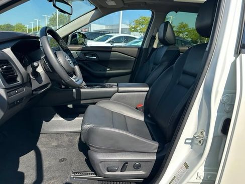 Certified 2023 Nissan Rogue SL w/ SL Premium Package AWD/4WD image 26