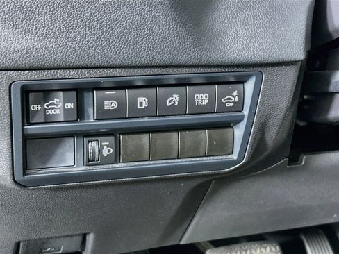 Certified 2025 Toyota Tundra Limited AWD/4WD image 10