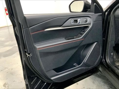 New 2026 Ford Explorer ST AWD/4WD image 10