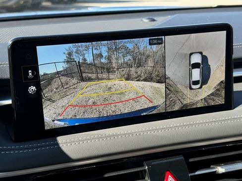 Used 2025 Genesis G70 3.3T Advanced w/ Sport Prestige Package image 5